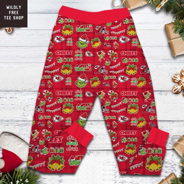 Kansas City Chiefs They Hate Us Because They Ain't Us Grinch Pajamas Set